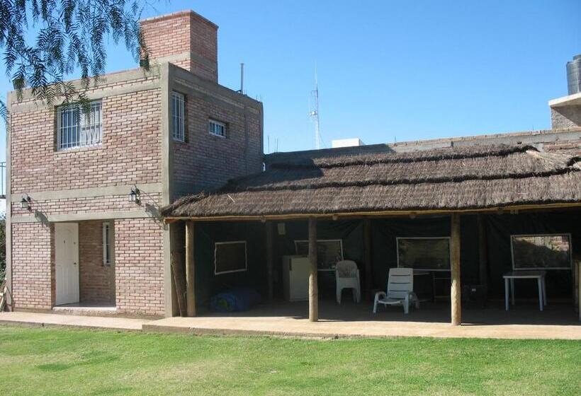 اقامتگاه Cabaña La Martina
