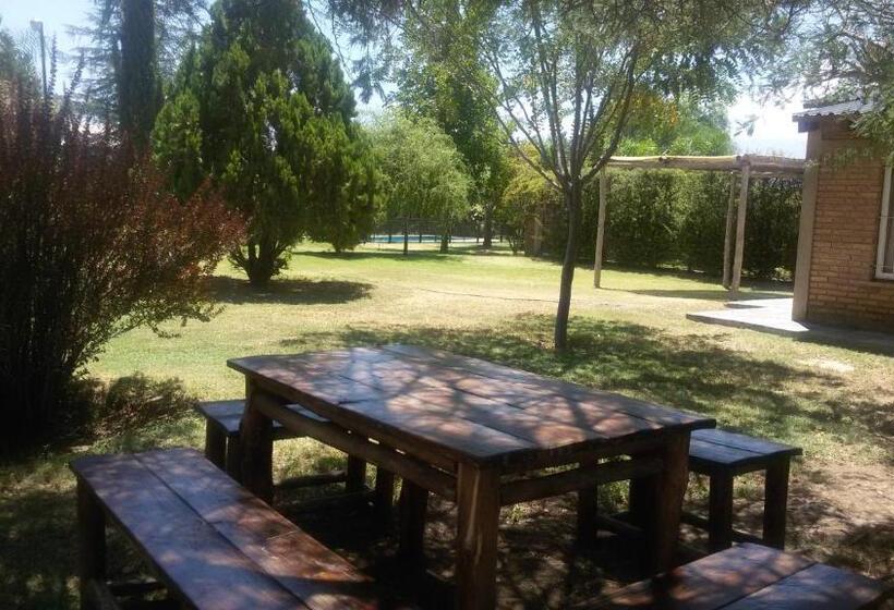 اقامتگاه Cabaña La Martina