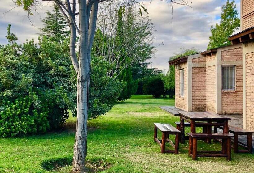 اقامتگاه Cabaña La Martina