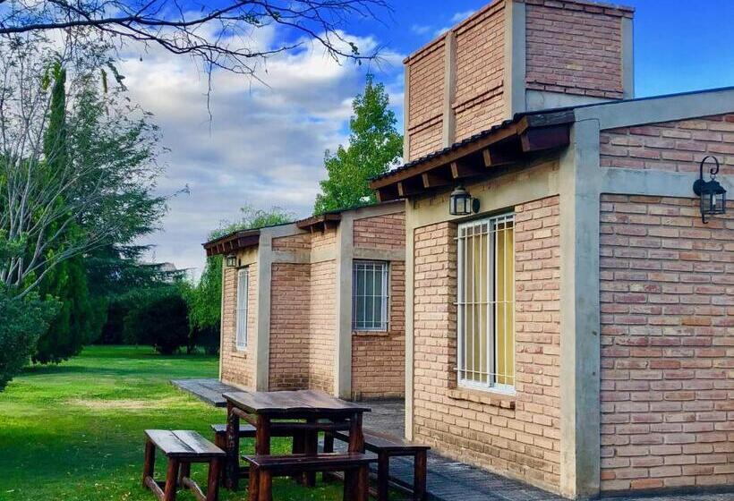 اقامتگاه Cabaña La Martina