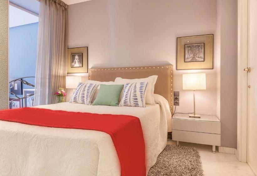 Home Club Micalet Apartments