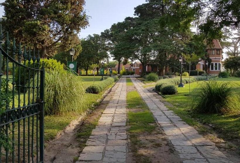 בית מלון כפרי Boutique Villa Art