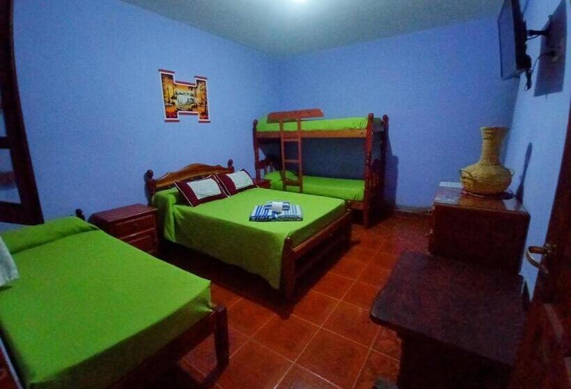 هاستل Hostal Benjamin