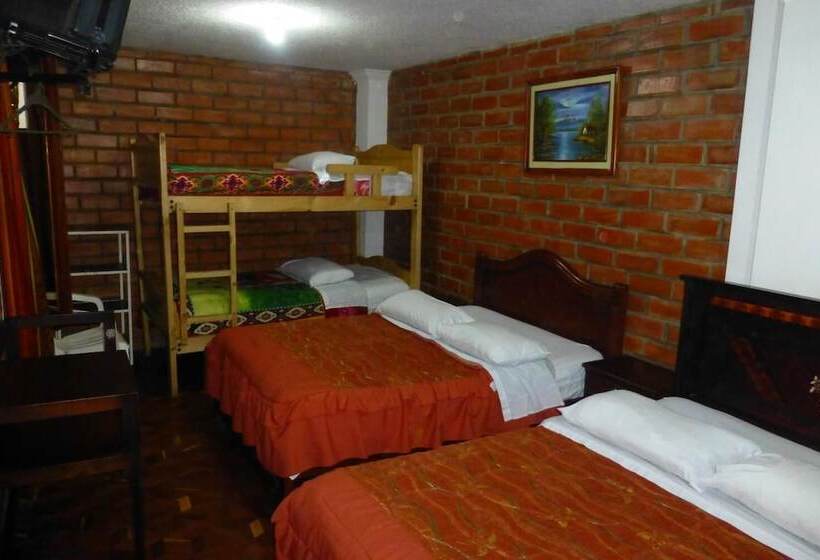 هاستل Hostal Nomada