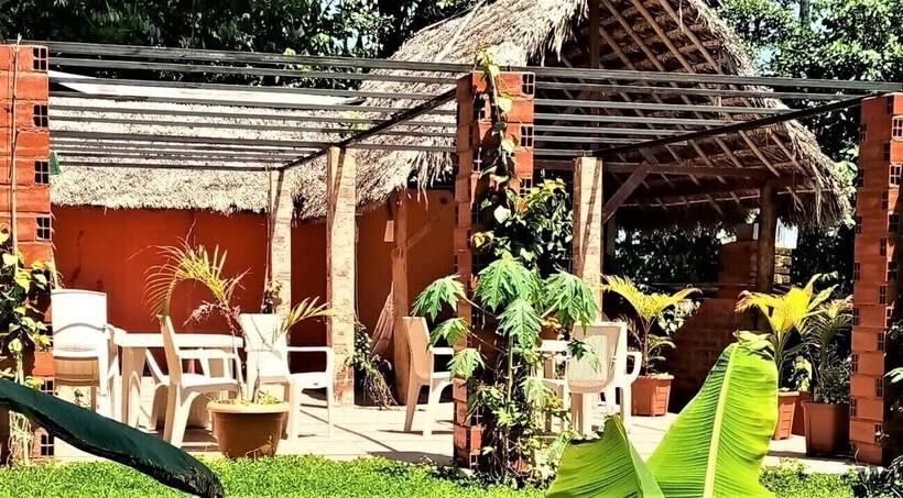 호스텔 Hostal Tena ñaui