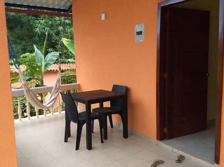 Общежитие Hostal Tena ñaui