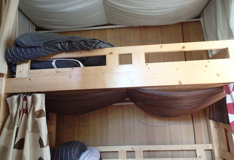 Okinawa Guest House Fushinuyauchi  Hostel