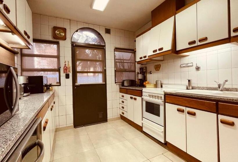 تختخواب و صبحانه Blue Sky Mendoza