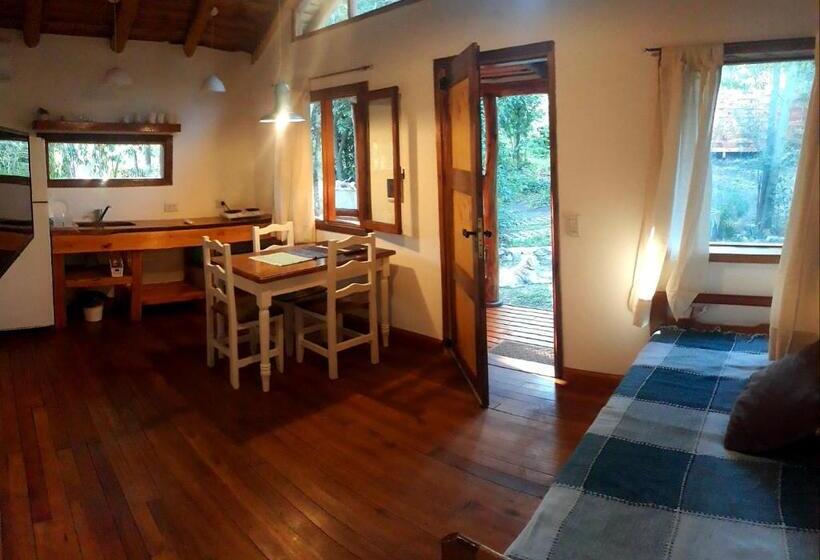 تختخواب و صبحانه Cabañas Las Moras