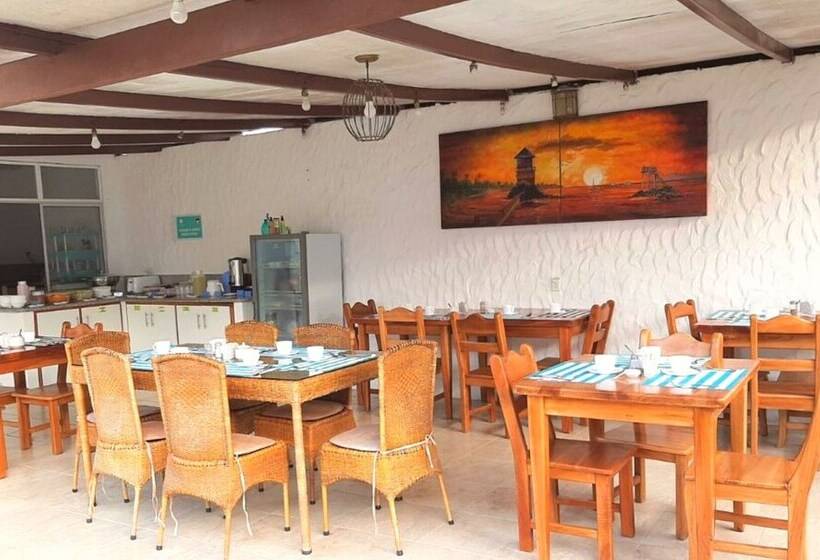 تختخواب و صبحانه Coral Blanco With High Speed Internet Starlink And Galapagos Tour Operator