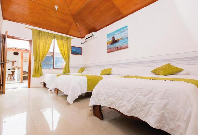 تختخواب و صبحانه Coral Blanco With High Speed Internet Starlink And Galapagos Tour Operator