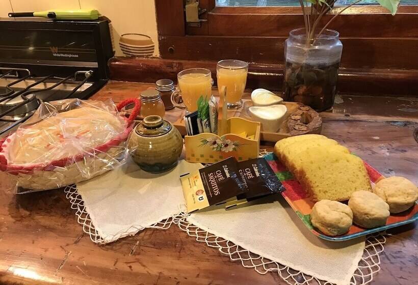 ベッドアンドブレックファースト El Colibrí Cabañas De La Naturaleza