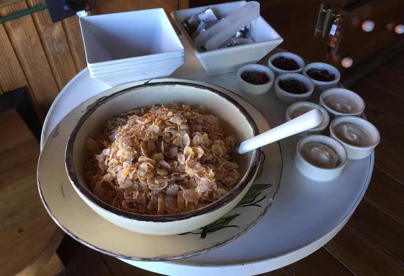 تختخواب و صبحانه La Miralejos