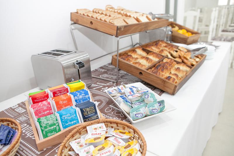 ホテル Bagú Playa Grande