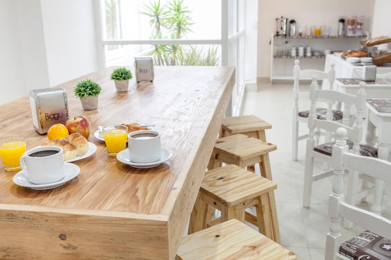 ホテル Bagú Playa Grande