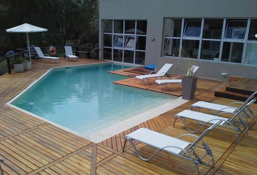 בית מלון כפרי Brisas Serranas