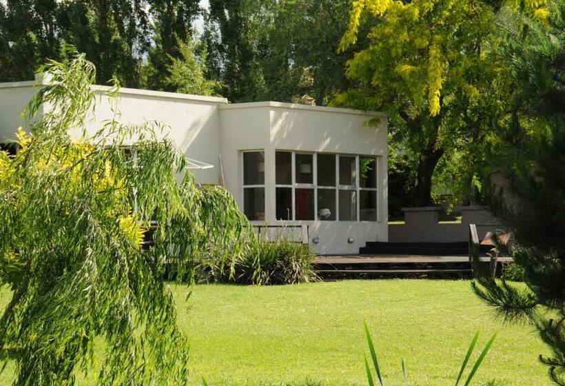 בית מלון כפרי Brisas Serranas