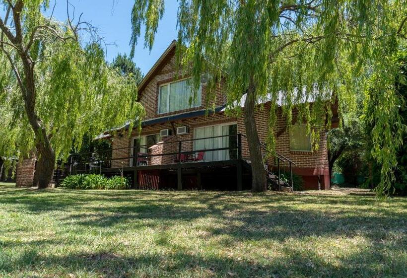 בית מלון כפרי Brisas Serranas