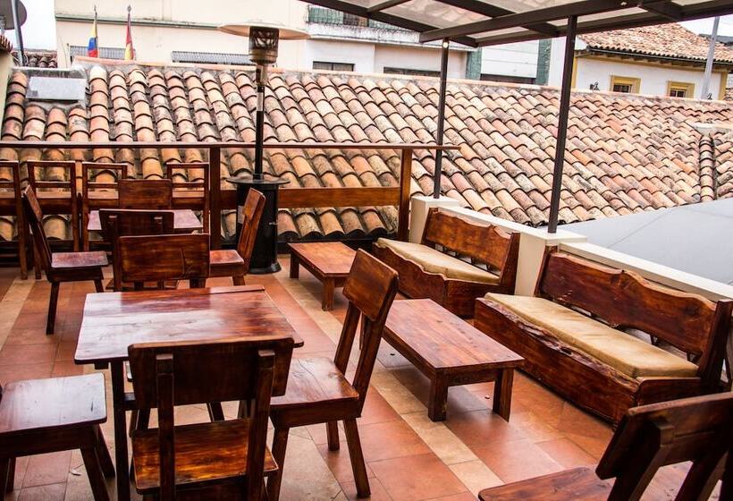 هتل Calle Angosta