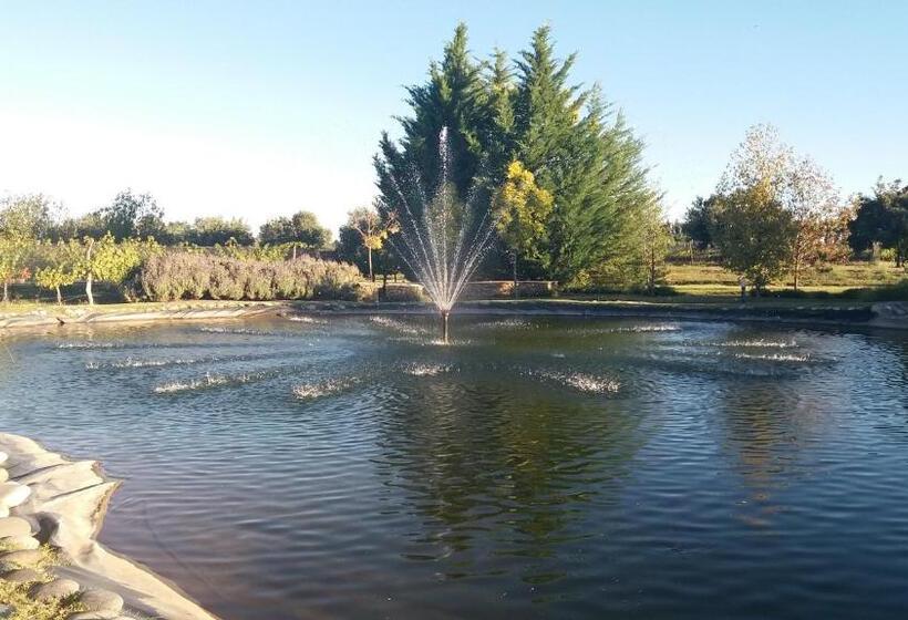 فندق Chaglasian Wine & Suites