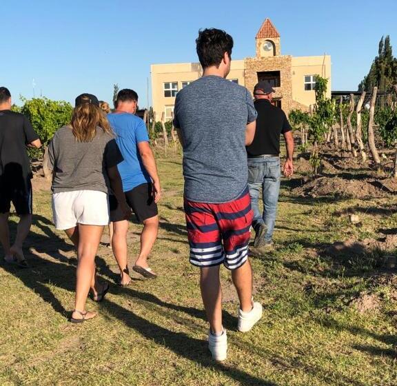 فندق Chaglasian Wine & Suites