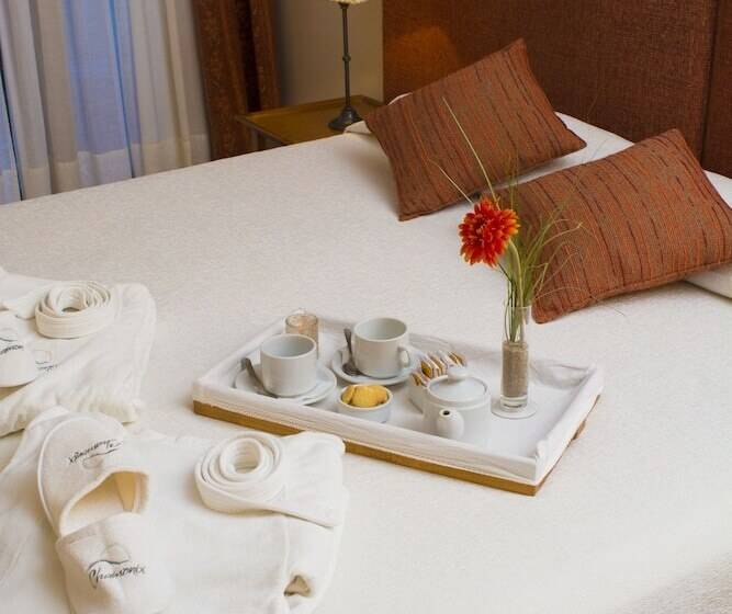 هتل Chamonix Posada & Spa Habitaciones Dentro De La Posada O Loft Con Hidromasaje Y Apartamentos A 300 M