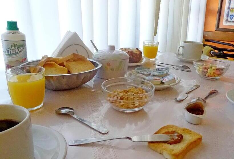 ホテル Costa Azul