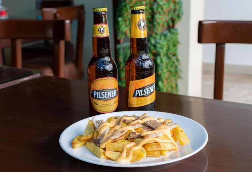 فندق De Alborada