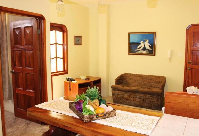 هتل Del Sol Galapagos