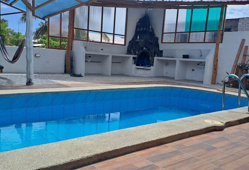 فندق Galapagos Verde Azul