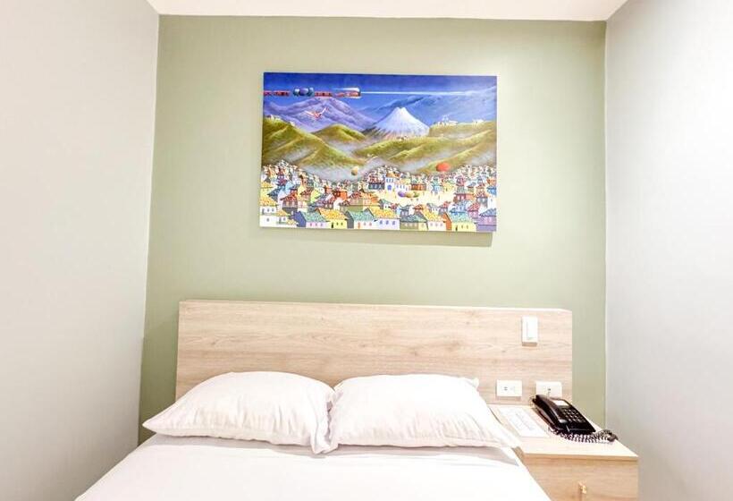 בית מלון כפרי Gh Sander