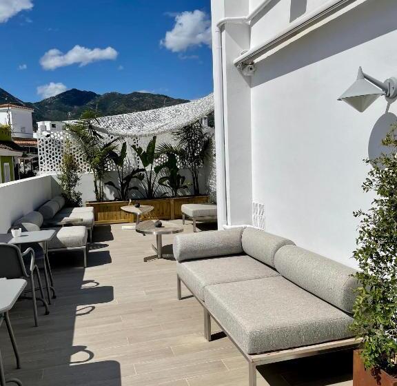ホテル Hostal El Caprichito Marbella