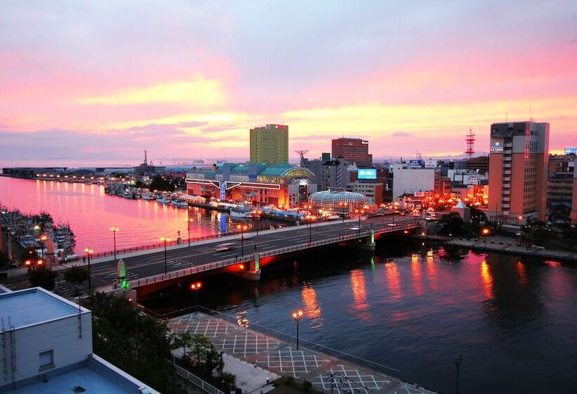 בית מלון כפרי Kushiro Century Castle