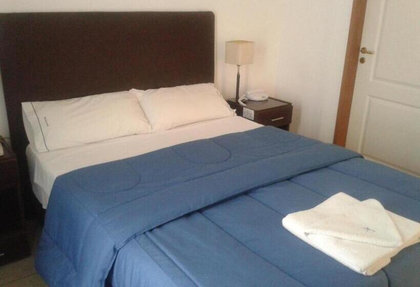 Отель Morada Suites