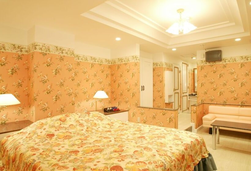 בית מלון כפרי Osaka Palais De Fleurs – Adults Only