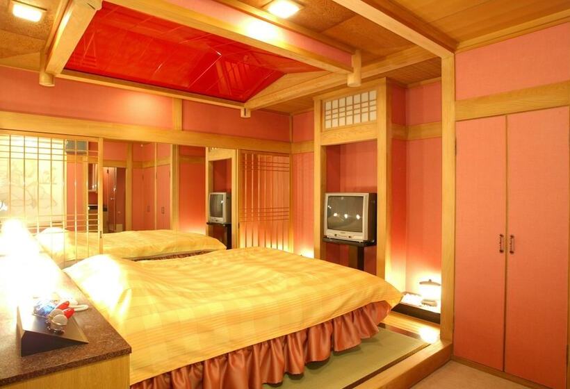 בית מלון כפרי Osaka Palais De Fleurs – Adults Only