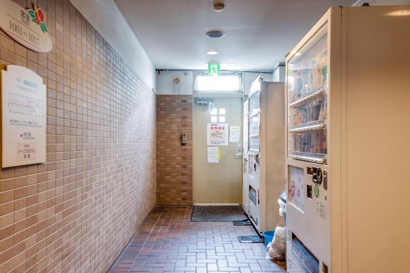 בית מלון כפרי Park Stadium Naha