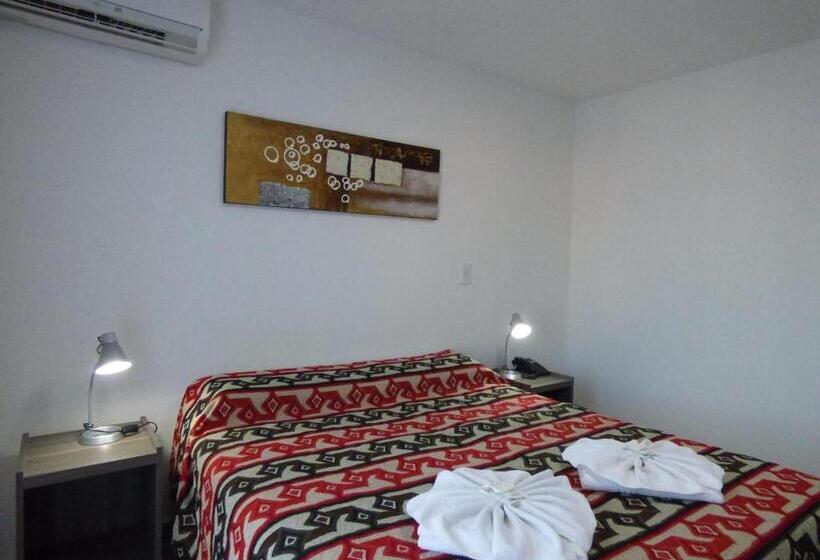 ホテル Pinar Del Lago