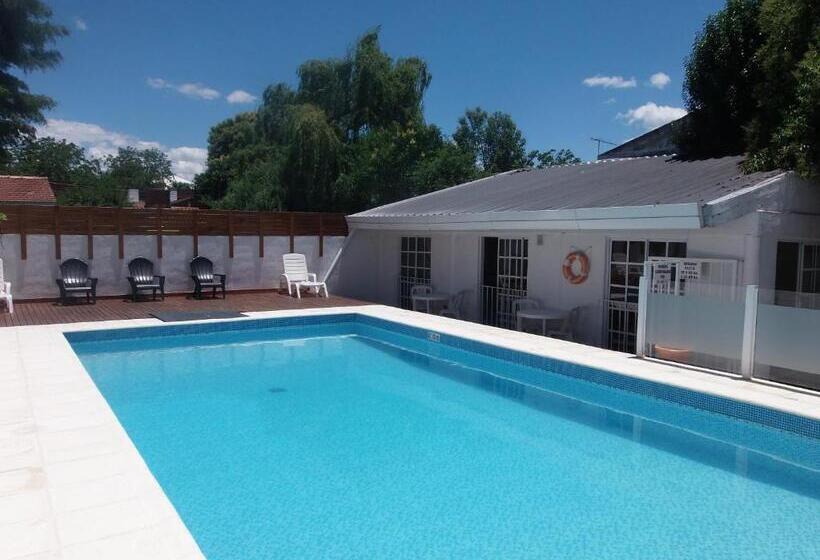 ホテル Pinar Del Lago