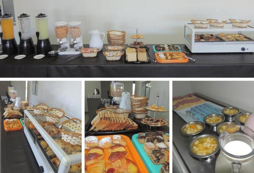 ホテル Pinar Del Lago