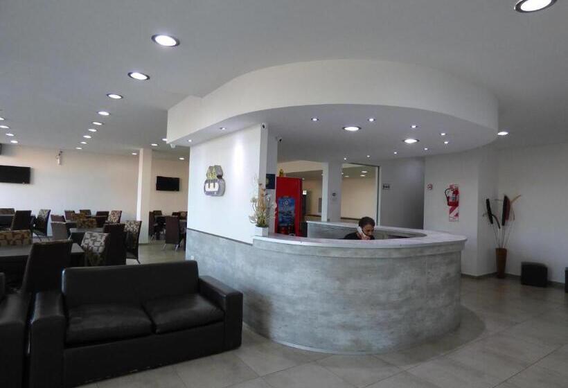 ホテル Pinar Del Lago