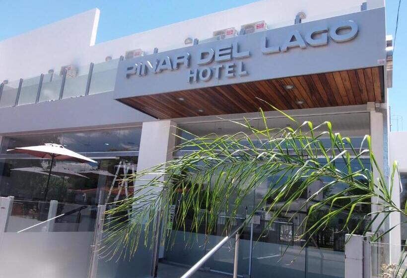 ホテル Pinar Del Lago