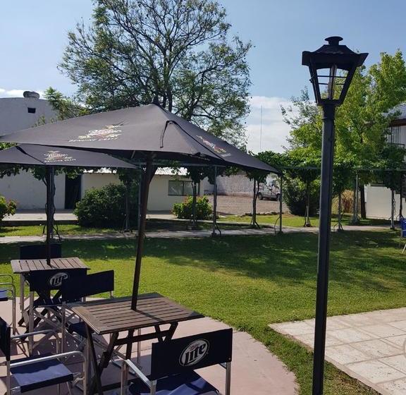 Отель Portobelo Mendoza