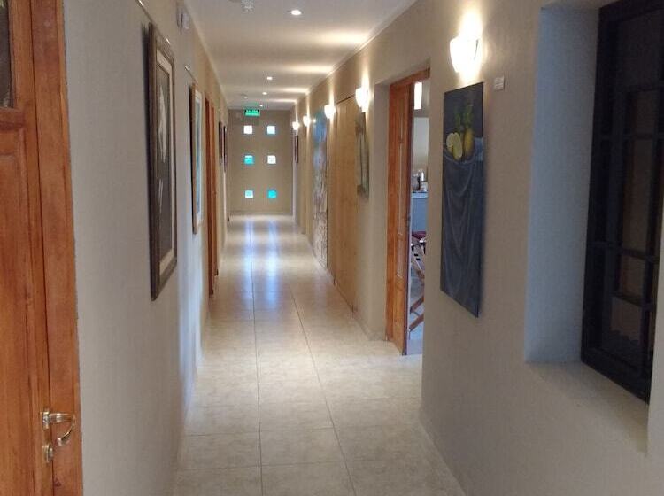 Отель Posada Cavieres Wine Farm