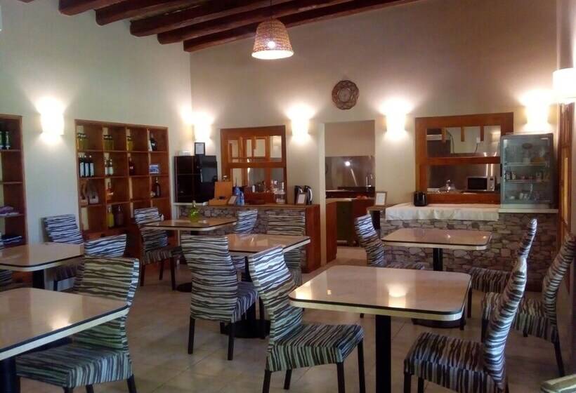 Отель Posada Cavieres Wine Farm