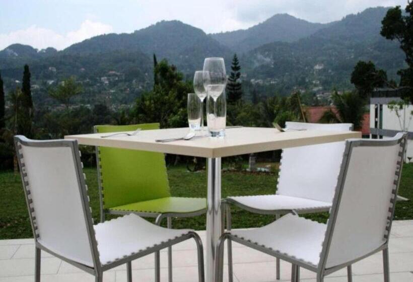 فندق Pp University