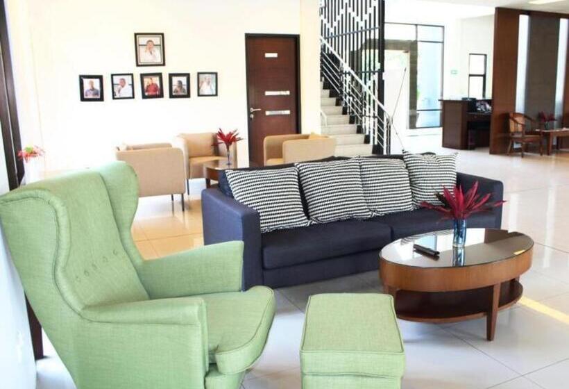 فندق Pp University