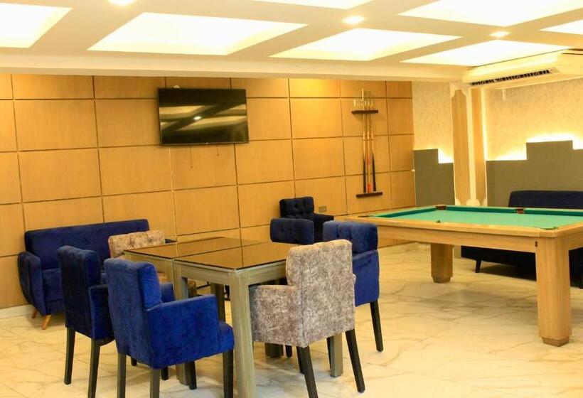 فندق Presidente Internacional