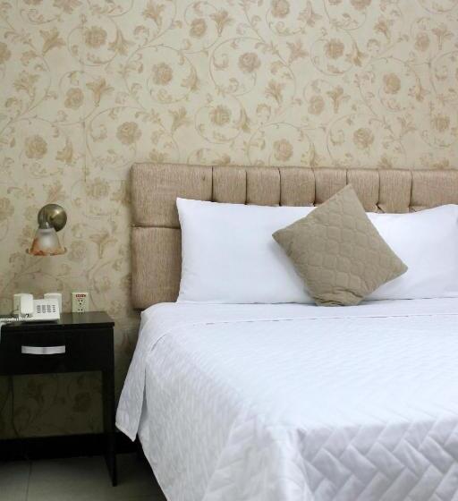 فندق Presidente Internacional