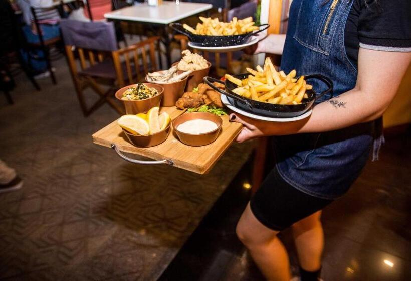 فندق Santa Catalina